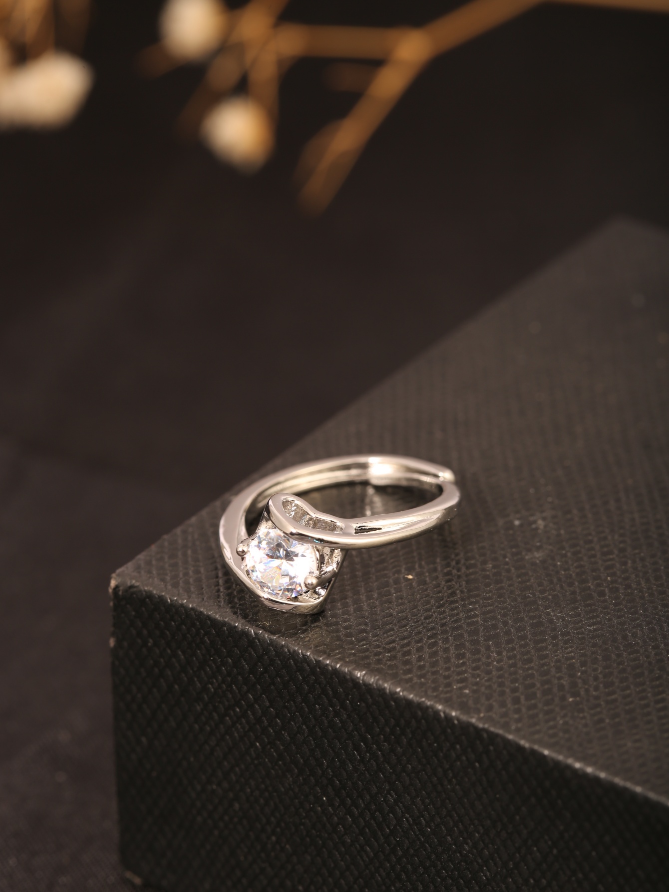 1 pezzo di anello aperto in ra - Luxury Lifestyle Fashion recensione e prezzo