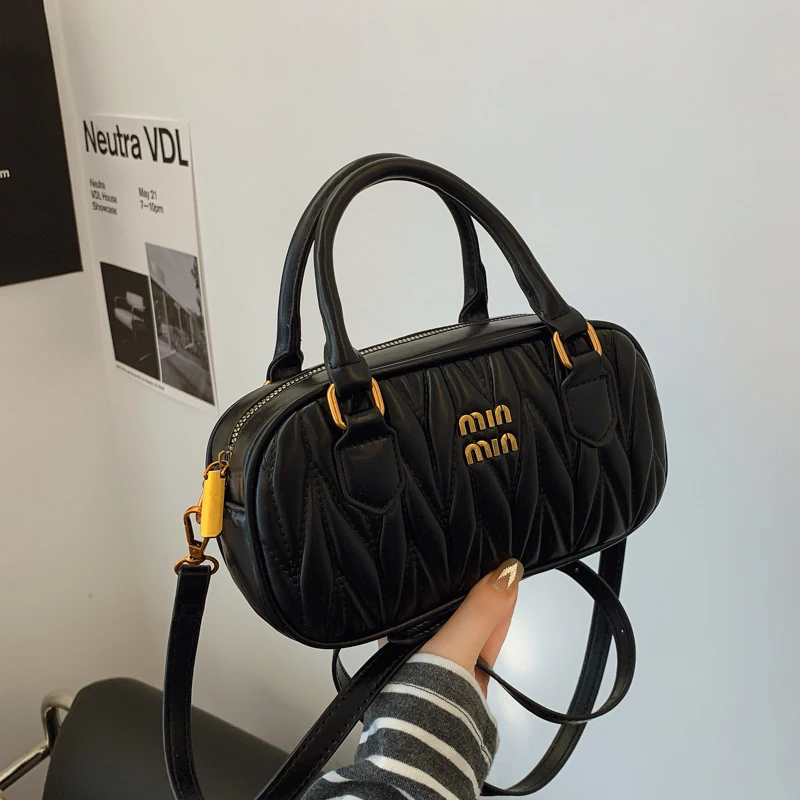 Borsa a Spalla Elegante in Pel - Luxury Lifestyle Fashion recensione e prezzo